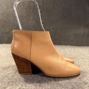 Rachel Comey Boots‎ Womens Size 7 Beige Leather Ankle Booties Stacked Block Heel